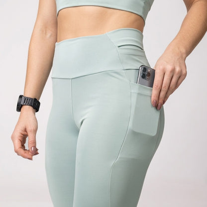 Sculpt Set with Pockets – Soft Green